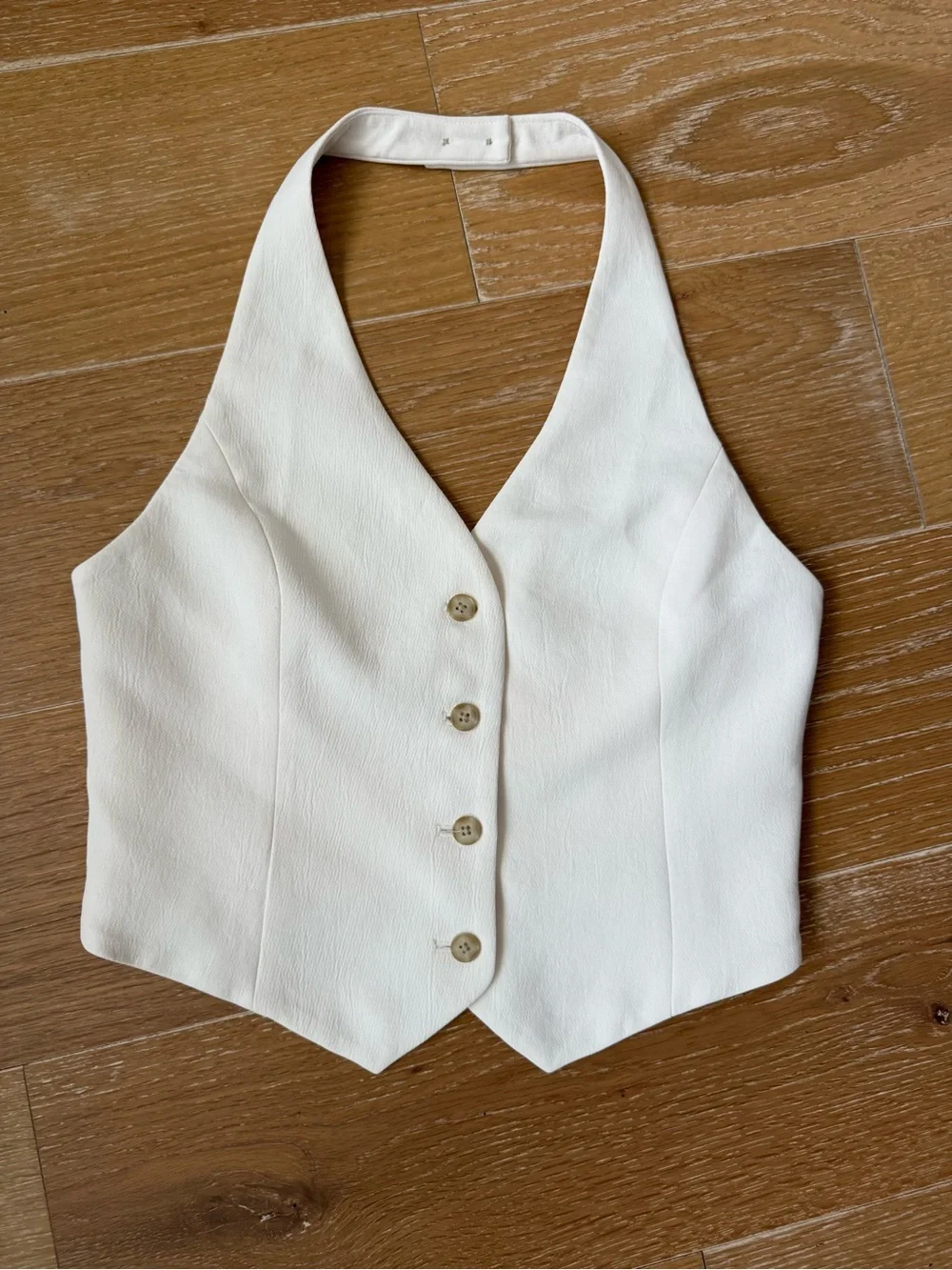 Aritzia Vito Vest in Birch White - size 8 - Picture 7 of 11